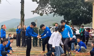 Tuổi trẻ Hà Tĩnh chung tay chăm lo đồng bào người dân tộc Chứt