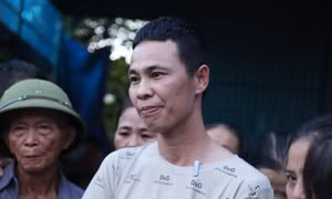 Hoãn xử vụ án 'gà lôi trắng' tới ngày 17/10