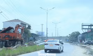 Đường chờ vốn, mặt bằng ‘níu chân’ loạt dự án ở Nghệ An