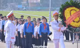 Thiếu nhi, Tổng phụ trách Đội tiêu biểu vào Lăng viếng Bác