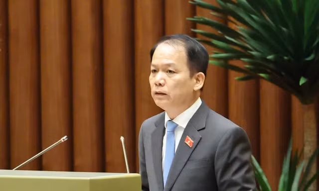 Phải bồi thường nếu không kịp thời bảo vệ người đấu tranh chống tham nhũng, lãng phí, tiêu cực