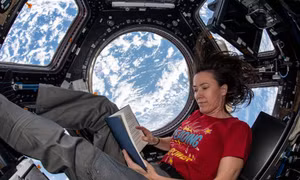 NASA tuyển người sống thử trên sao hỏa, mặt trăng 
