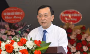 Tôn vinh đội tìm kiếm, quy tập hài cốt liệt sĩ 