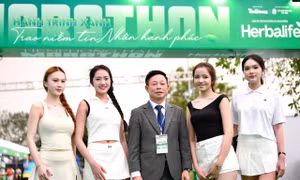 Dàn người đẹp thu hút mọi ánh nhìn ở giải chạy Tiền Phong Half Marathon 2025