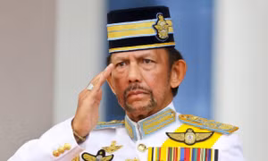 Vụ tước danh hiệu con dâu chấn động và cuộc sống xa hoa của Quốc vương Brunei