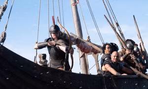 Hậu trường The Odyssey: Chèo thuyền nghìn dặm, chịu đựng bão, sóng lớn và rét buốt