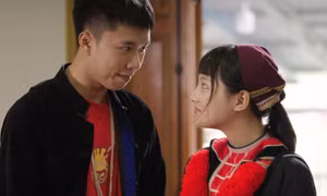 Vì sao Long Vũ, Thu Hà Ceri không tận dụng được sức nóng của Đi Giữa Trời Rực Rỡ?