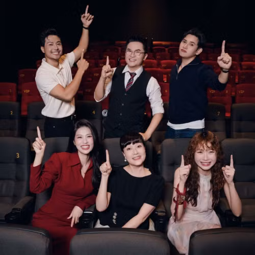 Đoàn Thiên Ân cảm ơn Anh Tài Đại Nghĩa khi đóng phim Án Mạng Karaoke