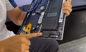 Làm vệ sinh laptop đầu năm học mới