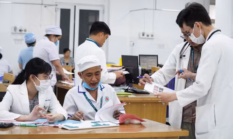 TPHCM muốn biệt phái bác sĩ bệnh viện về làm giám đốc trạm y tế phường xã