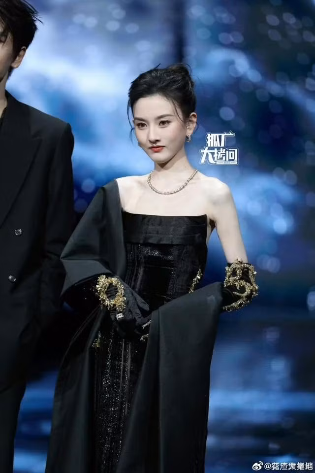 tong-to-nhi.jpg