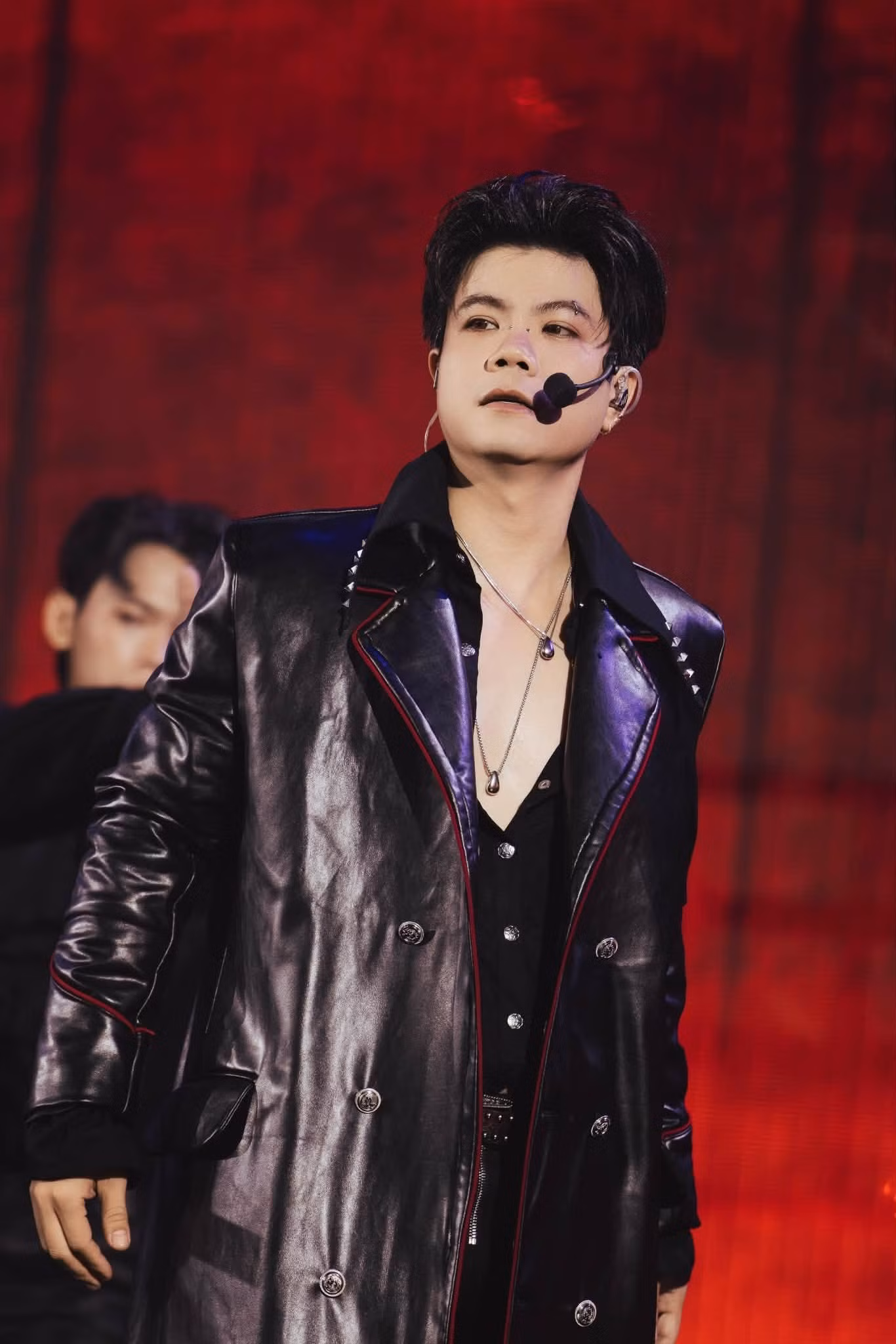 dinh-manh-ninh-4.jpg