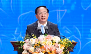 Học Bác không bằng khẩu hiệu mà bằng hiệu quả thực chất