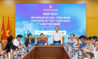 Ứng dụng khoa học công nghệ 'mở đường' cho chăn nuôi - thú y 