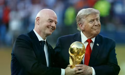 Bóng đá thế giới cùng chỉ trích FIFA: UEFA họp khẩn, dọa tẩy chay World Cup