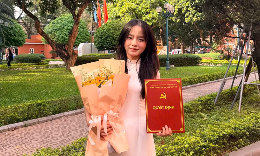 Nữ sinh Quản trị kinh doanh đạt Sinh viên xuất sắc nhất ngành và giải Ba Quốc gia về khởi nghiệp