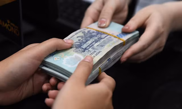 Vay 500 triệu trong 1 năm lãi suất bao nhiêu?