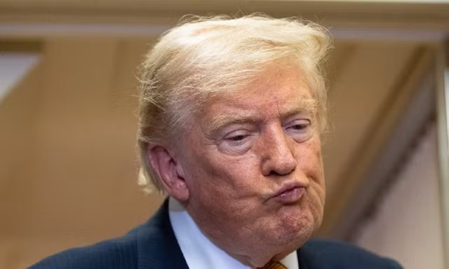 Tổng thống Trump: Mỹ đủ vũ khí cho chiến sự với Iran