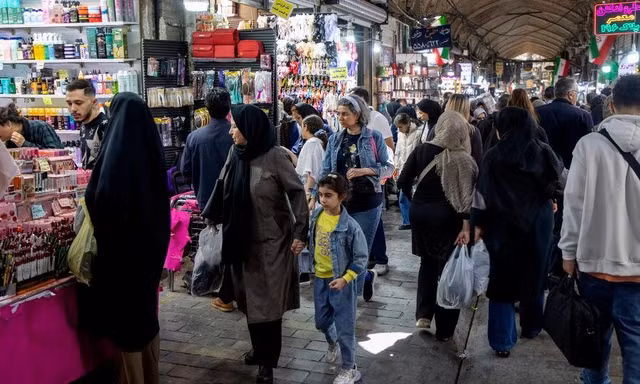 Xung đột với Mỹ kéo dài, hàng triệu người Iran đối mặt nguy cơ thất nghiệp