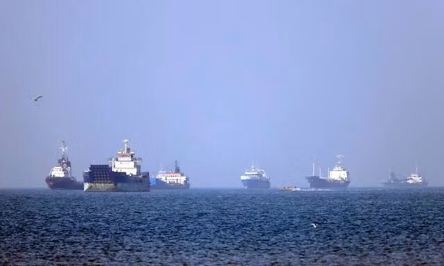 Mỹ nối lại hoạt động hộ tống tàu thuyền ở eo biển Hormuz