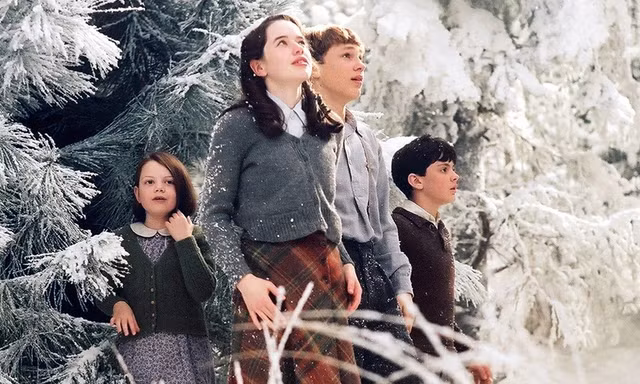 Chờ Biên Niên Sử Narnia dài cổ, Netflix còn làm phim không hay đã “xếp kho”?
