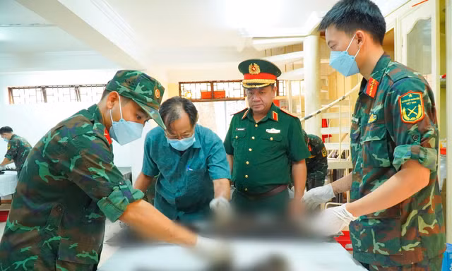 TPHCM hoàn thành 100% công tác lấy mẫu sinh phẩm hài cốt liệt sĩ tại 18/18 nghĩa trang