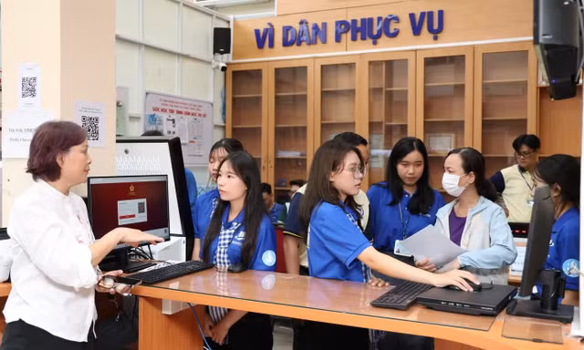 Phát huy thế mạnh tri thức, tham gia giải quyết những vấn đề thực tiễn của TPHCM 