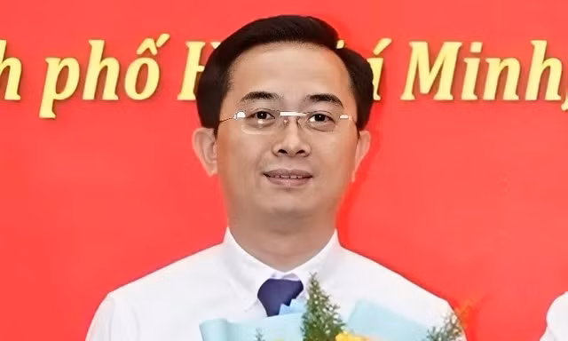 Điều động, bổ nhiệm nhân sự ở TPHCM và 2 tỉnh, thành