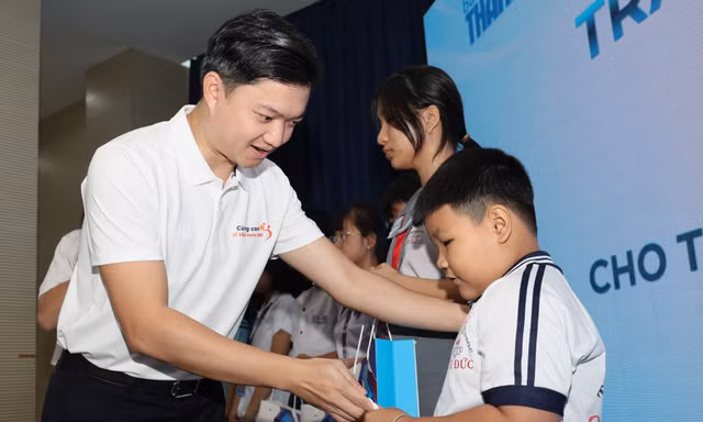 Lan tỏa nghị lực của trẻ mồ côi từ hành trình 5 năm ‘Cùng con đi tiếp cuộc đời’