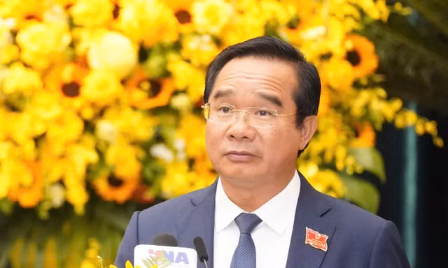 Chi tiết nhân sự lãnh đạo UBND TPHCM khóa mới