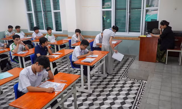 TPHCM chỉ đạo khẩn việc sắp xếp trường học trước ngày tựu trường