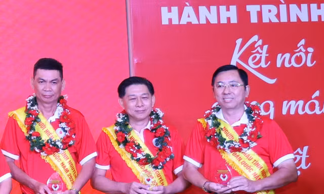 Hành trình đỏ 2026 khởi động, tôn vinh những người hiến máu đặc biệt