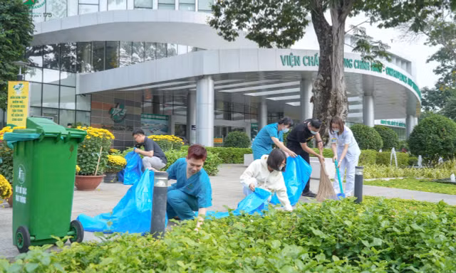 Tuổi trẻ Bệnh viện Quân y 175 chung tay xây dựng không gian xanh