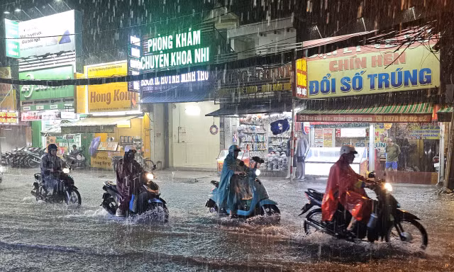 Nam Bộ, Nam Trung Bộ sắp mưa dữ dội, có nơi vượt 400mm