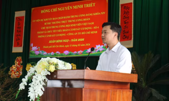 Bí thư Thường trực T.Ư Đoàn Nguyễn Minh Triết thăm, chúc Tết các đơn vị trực chiến tại TPHCM