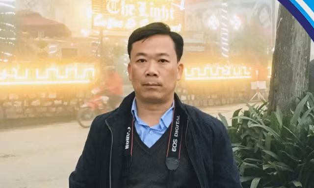 THẦY HIỆU TRƯỞNG VIẾT GIAI ĐIỆU GIỮ THANH XUÂN HỌC TRÒ