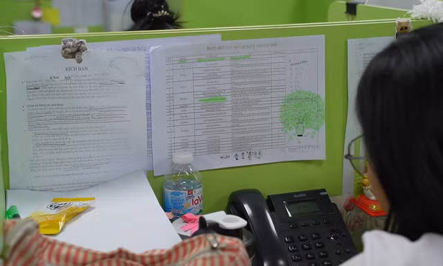 Chiêu thức tinh vi của các đường dây lừa đảo 'kỳ nghỉ' đang bị Công an TPHCM điều tra