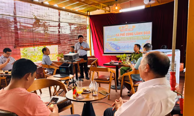 Cuối tuần cà phê với chủ tịch phường, người dân hiến kế giữ bình yên khu phố