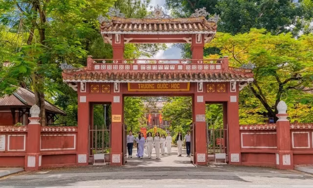 Trường THPT chuyên Quốc học Huế ngày nay. Ảnh: Tiền Phong
