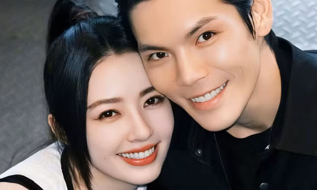 Phản ứng của hai con trai khi ông trùm giải trí để toàn bộ tài sản cho con dâu