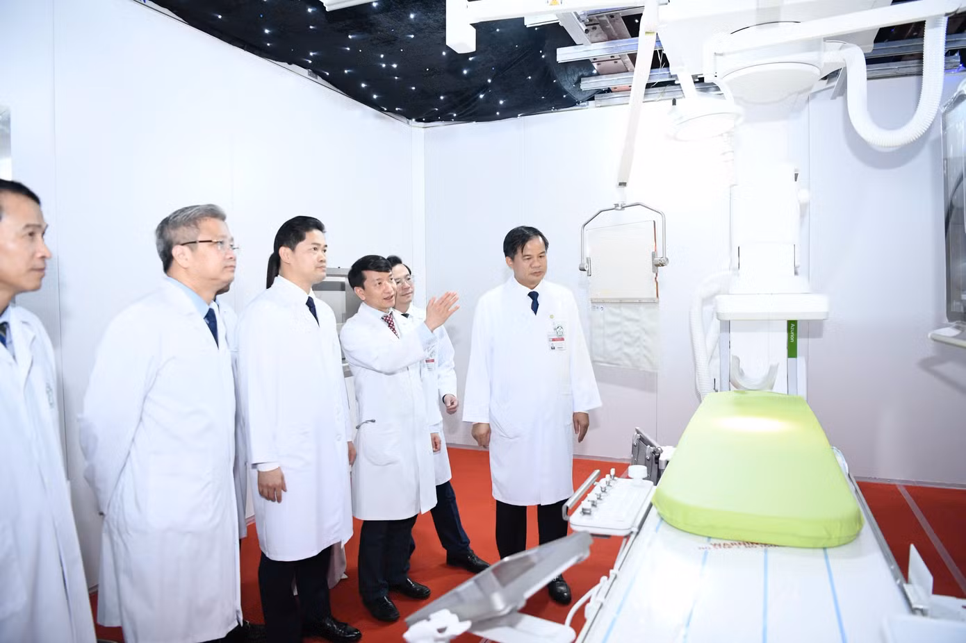 thu-truong-ha-1.jpg