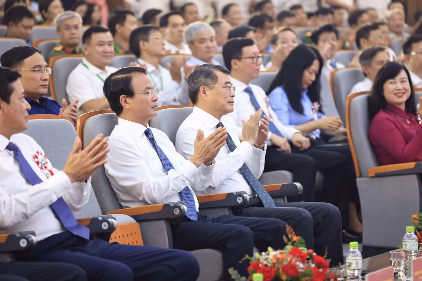 Thủ tướng Lê Minh Hưng và các đại biểu tại lễ khai trương BV Hữu Nghị Việt Đức cơ sở Ninh Bình.