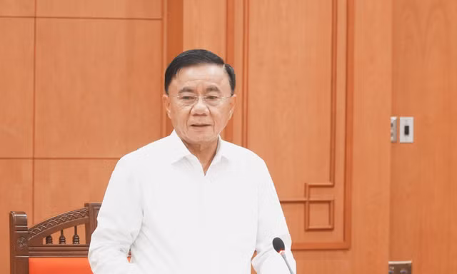 Kết luận mới của Bộ Chính trị về đột phá trong tuyển dụng và đãi ngộ cán bộ