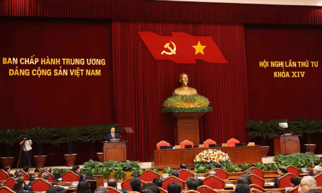 Trung ương thống nhất mục tiêu năm 2027 tăng trưởng từ 10% trở lên