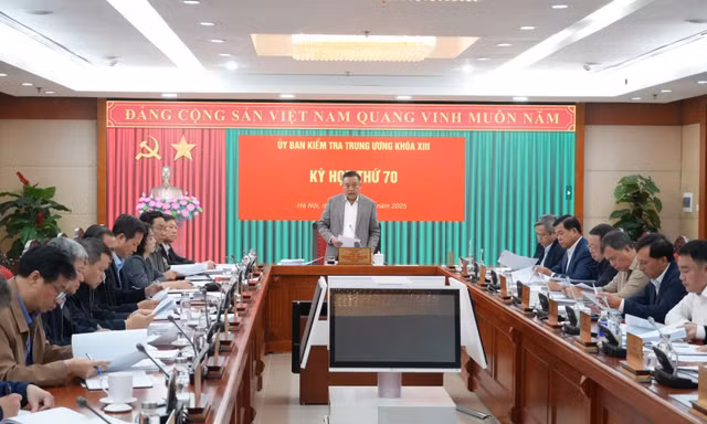 Hai nguyên Thứ trưởng Bộ Lao động-Thương binh và Xã hội bị kỷ luật cảnh cáo