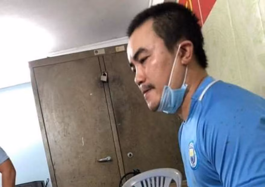 Trần Huy tại cơ quan Công an.