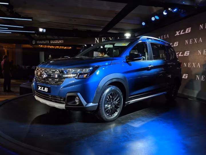 Suzuki XL6 trình làng, giá từ 317 triệu đồng tại Ấn Độ