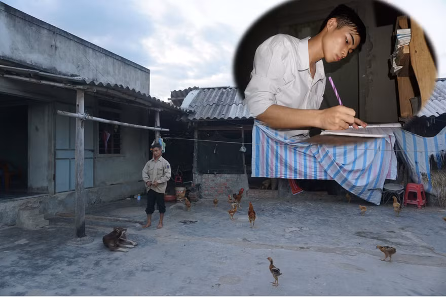 Ông bố tật nguyền nhặt ve chai rao bán nhà cho con học đại học