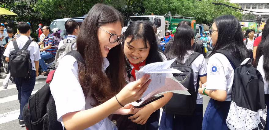 Thí sinh TPHCM tham dự kỳ thi lớp 10 năm 2019