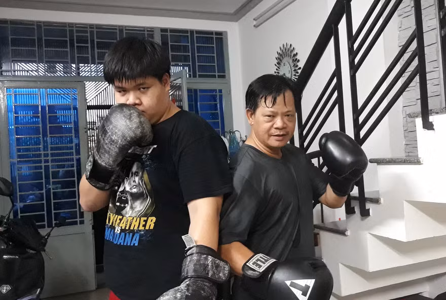Tìm niềm vui trong những ngày giãn cách xã hội 